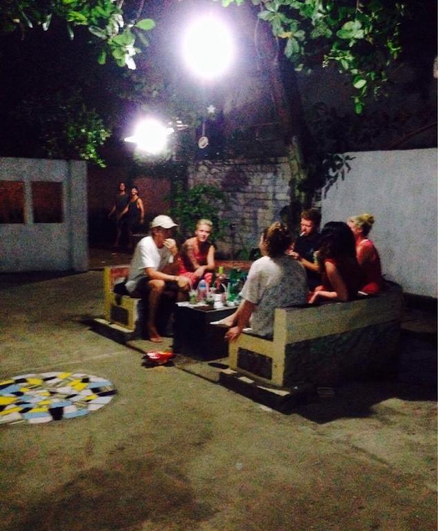 Good For Ya Knee Hostel & Bungalows (Adults Only) Quần đảo Gili Ngoại thất bức ảnh