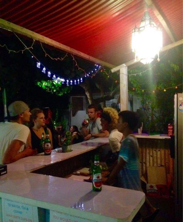 Good For Ya Knee Hostel & Bungalows (Adults Only) Quần đảo Gili Ngoại thất bức ảnh