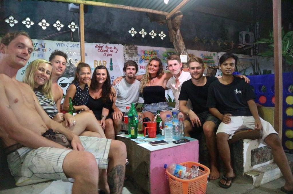 Good For Ya Knee Hostel & Bungalows (Adults Only) Quần đảo Gili Ngoại thất bức ảnh